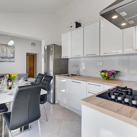 Apartman Eni Preko